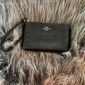 Coach - Wristlet